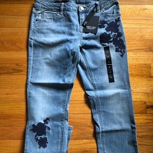 Vera Wang Embroidered Capri Jean